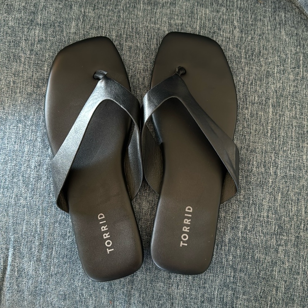 NWOT TORRID SQUARE TOE SANDALS